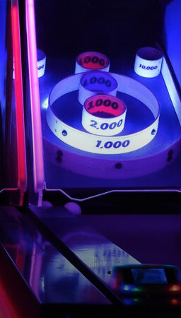 Night arcade